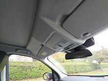 Land Rover Discovery Sport TD4 HSE 