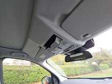 Land Rover Discovery Sport TD4 HSE 