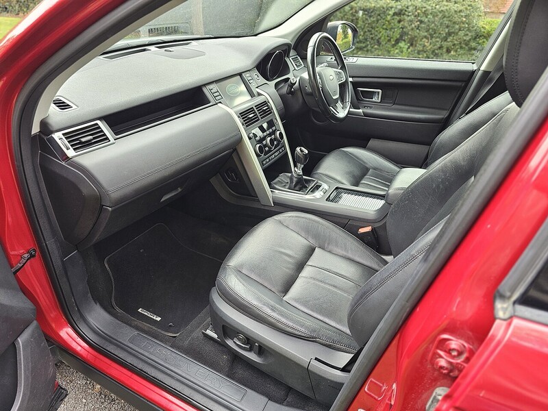 Land Rover TD4 HSE SUV 2.0 Manual Diesel