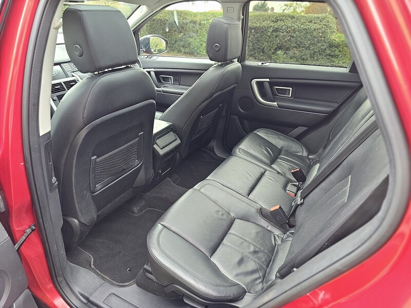 Land Rover TD4 HSE SUV 2.0 Manual Diesel