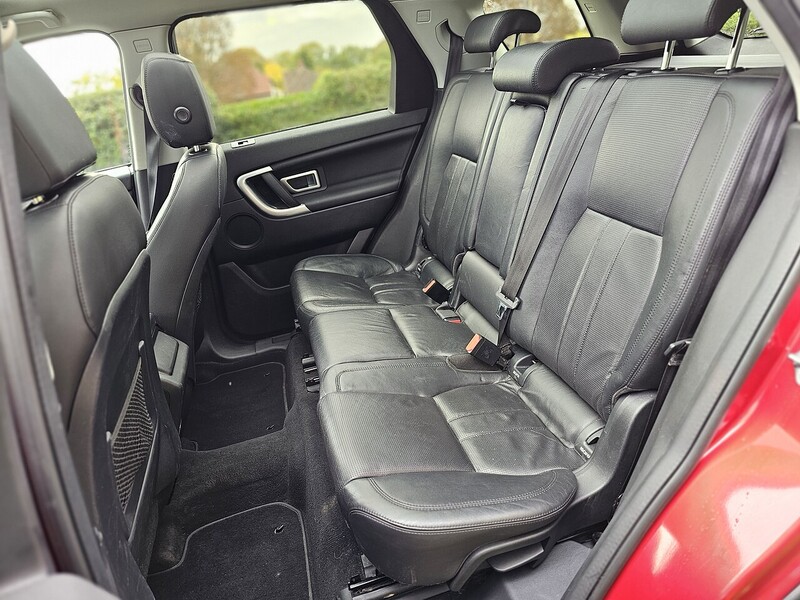 Land Rover TD4 HSE SUV 2.0 Manual Diesel