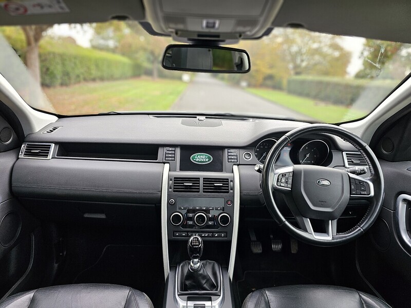 Land Rover TD4 HSE SUV 2.0 Manual Diesel