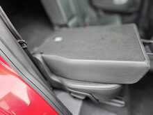 Land Rover Discovery Sport TD4 HSE 