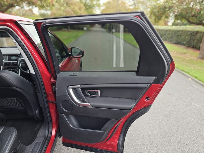 Land Rover TD4 HSE SUV 2.0 Manual Diesel