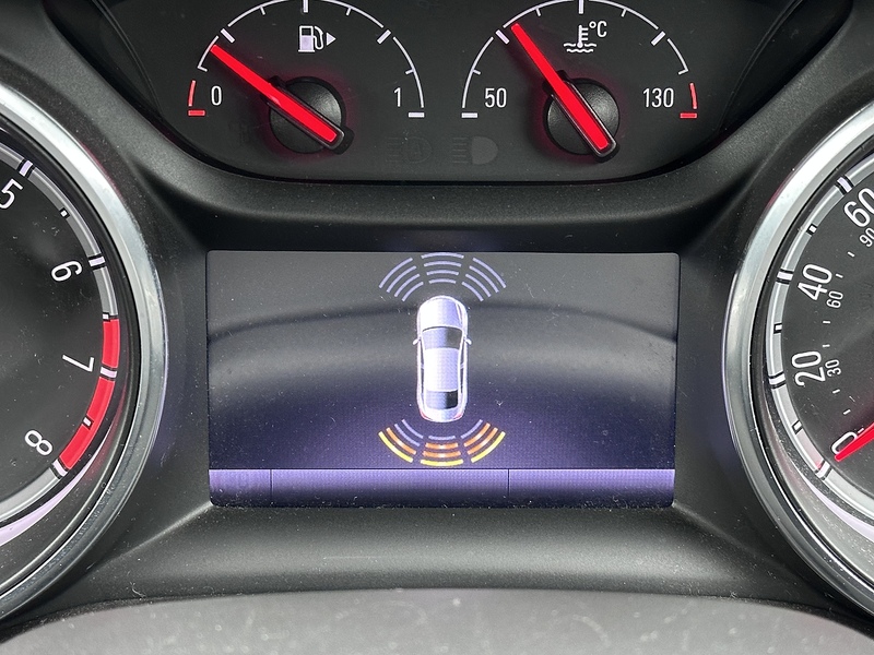 Vauxhall i Turbo Design Nav Hatchback 1.5 Manual Petrol