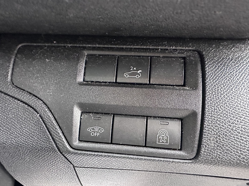 Peugeot PureTech GT Line SUV 1.2 Manual Petrol