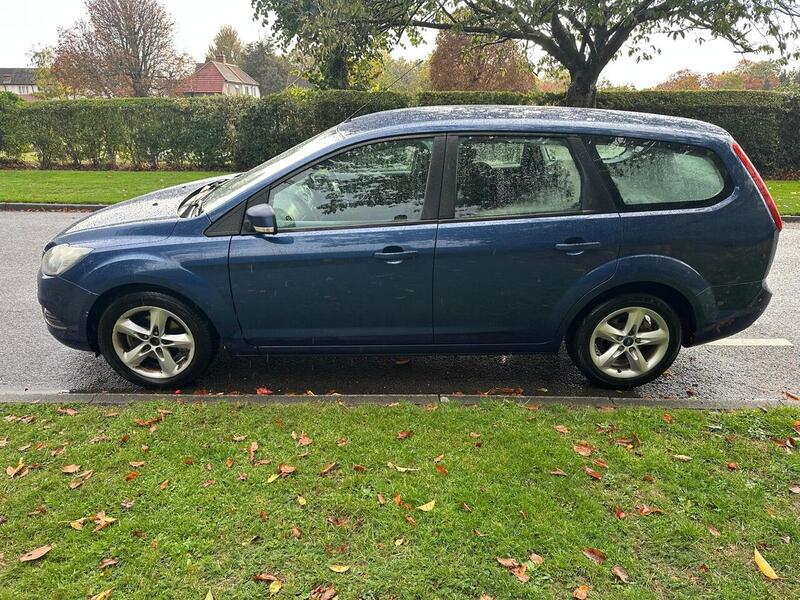 Ford 1.6 Zetec Estate 5dr Petrol Automatic (184 g/km, 99 bhp)