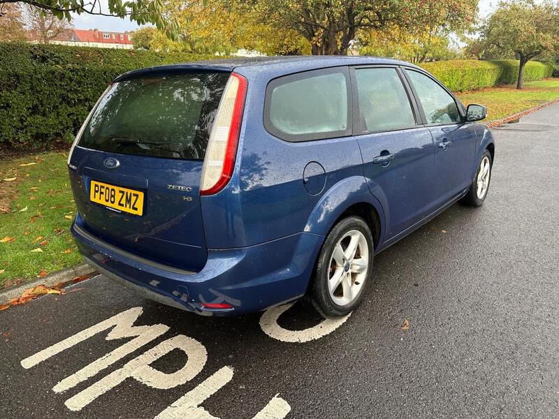 Ford 1.6 Zetec Estate 5dr Petrol Automatic (184 g/km, 99 bhp)
