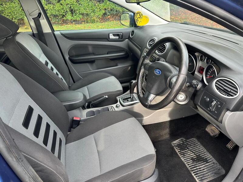 Ford 1.6 Zetec Estate 5dr Petrol Automatic (184 g/km, 99 bhp)