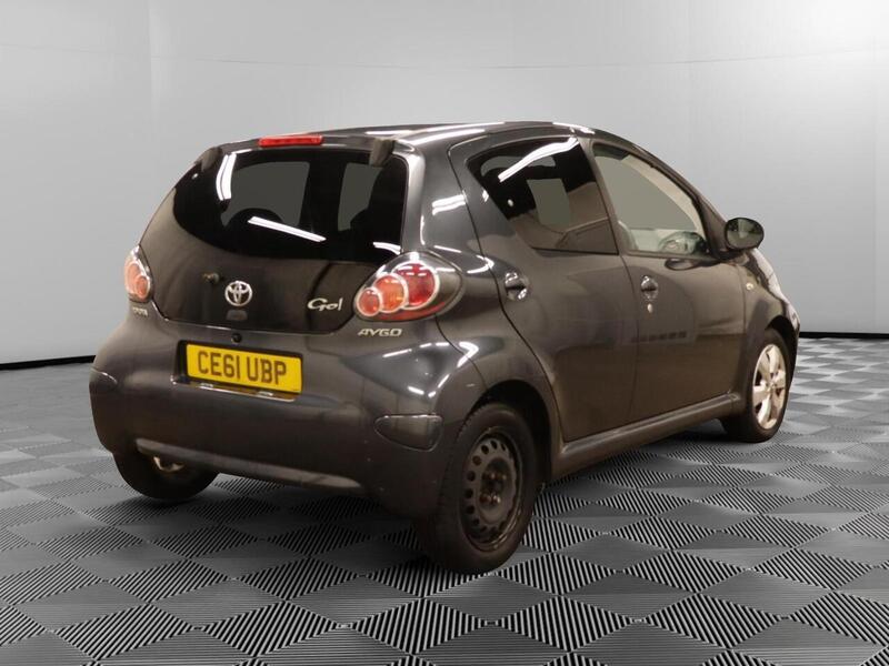 Toyota 1.0 VVT-i Go Hatchback 5dr Petrol Manual Euro 5 (67 ps)