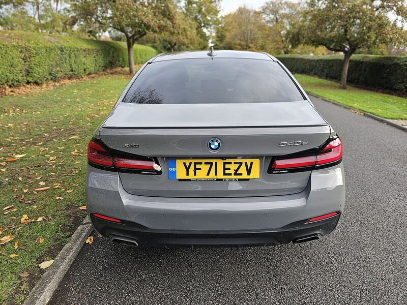 BMW 3.0 545e 12kWh M Sport Saloon 4dr Petrol Plug-in Hybrid Steptronic xDrive Euro 6 (s/s) (394 ps)