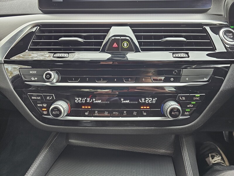 BMW 3.0 545e 12kWh M Sport Saloon 4dr Petrol Plug-in Hybrid Steptronic xDrive Euro 6 (s/s) (394 ps)