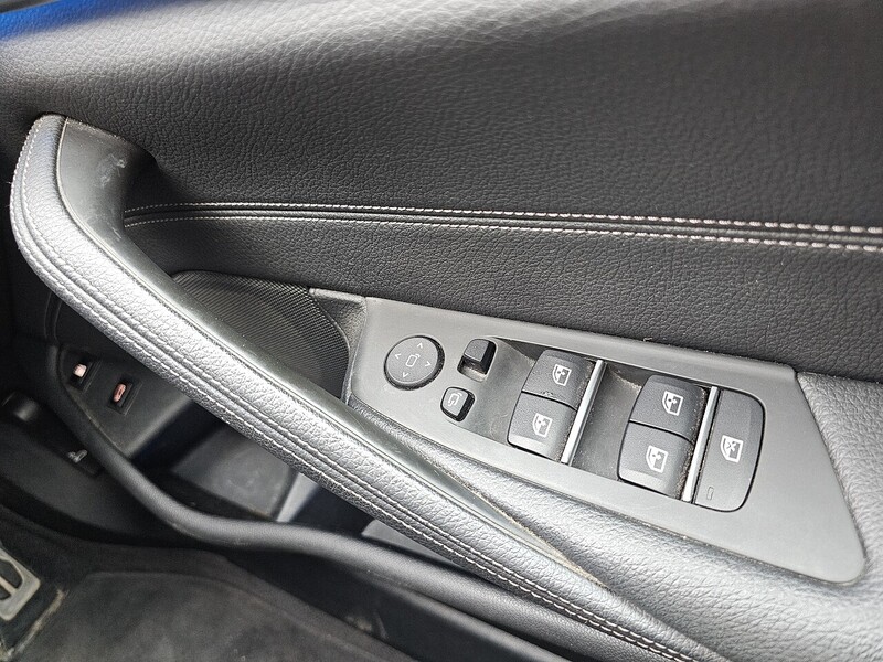 BMW 3.0 545e 12kWh M Sport Saloon 4dr Petrol Plug-in Hybrid Steptronic xDrive Euro 6 (s/s) (394 ps)