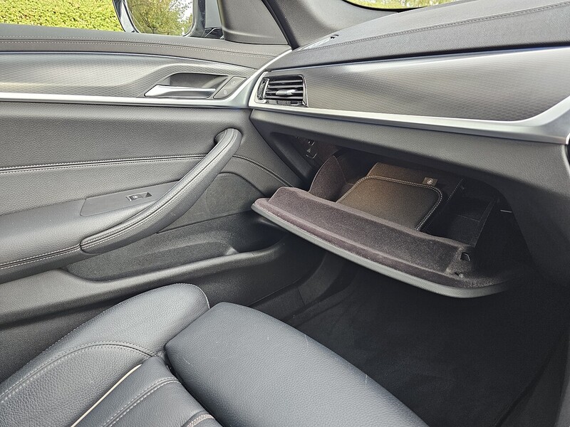 BMW 3.0 545e 12kWh M Sport Saloon 4dr Petrol Plug-in Hybrid Steptronic xDrive Euro 6 (s/s) (394 ps)