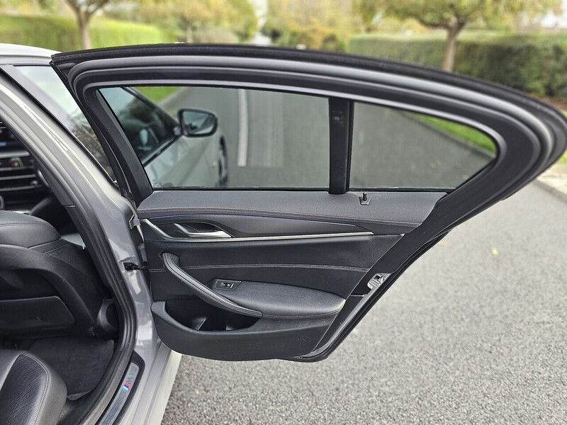 BMW 3.0 545e 12kWh M Sport Saloon 4dr Petrol Plug-in Hybrid Steptronic xDrive Euro 6 (s/s) (394 ps)