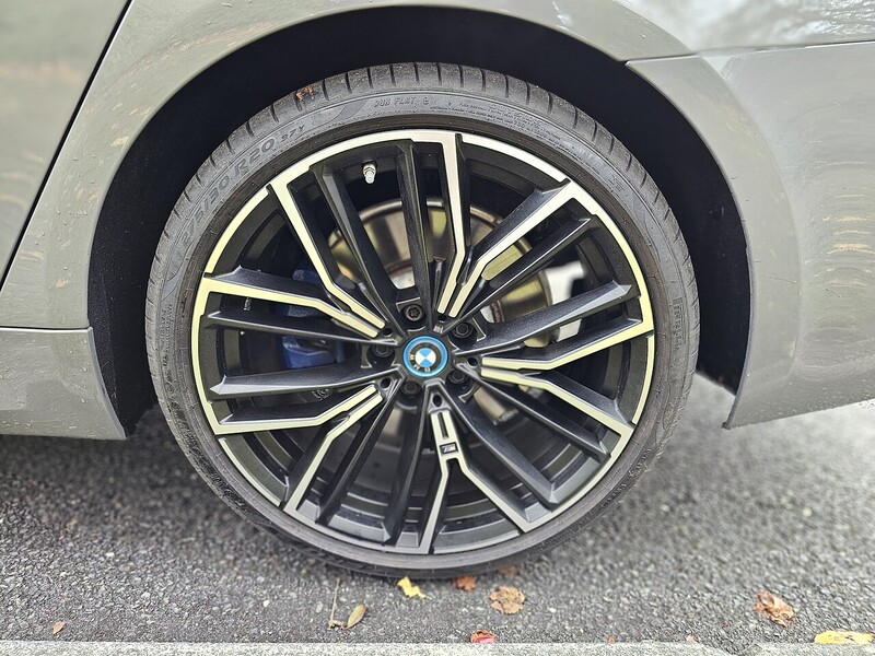 BMW 3.0 545e 12kWh M Sport Saloon 4dr Petrol Plug-in Hybrid Steptronic xDrive Euro 6 (s/s) (394 ps)