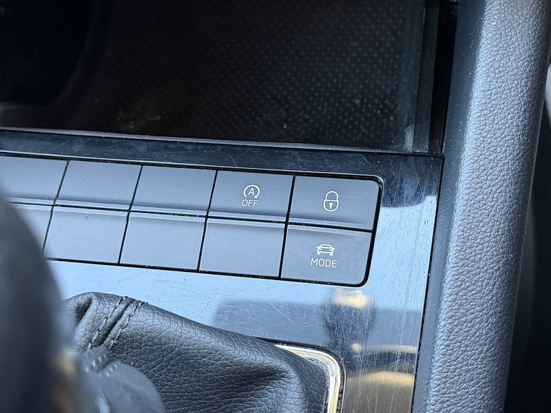 Skoda 1.5 TSI ACT SE L Hatchback 5dr Petrol Manual Euro 6 (s/s) (150 ps)