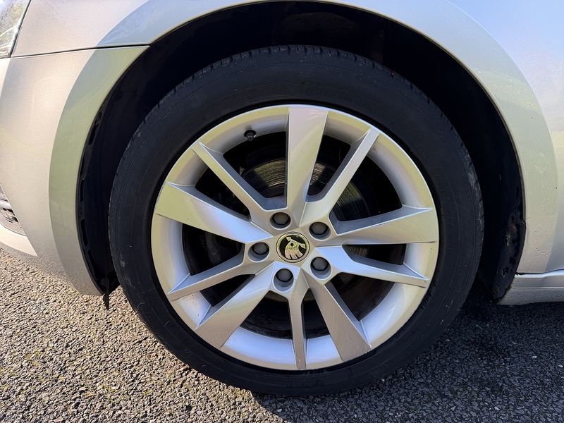 Skoda 1.5 TSI ACT SE L Hatchback 5dr Petrol Manual Euro 6 (s/s) (150 ps)