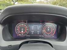 Jaguar XE D200 MHEV R-Dynamic SE 