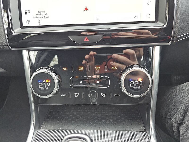 Jaguar D200 MHEV R-Dynamic SE Saloon 2.0 Automatic Diesel