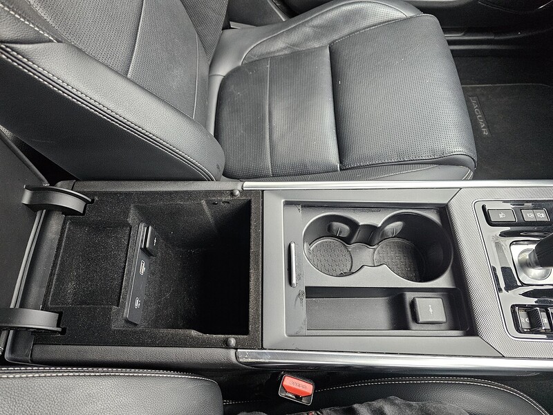 Jaguar D200 MHEV R-Dynamic SE Saloon 2.0 Automatic Diesel