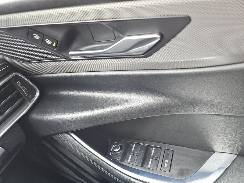 Jaguar D200 MHEV R-Dynamic SE Saloon 2.0 Automatic Diesel