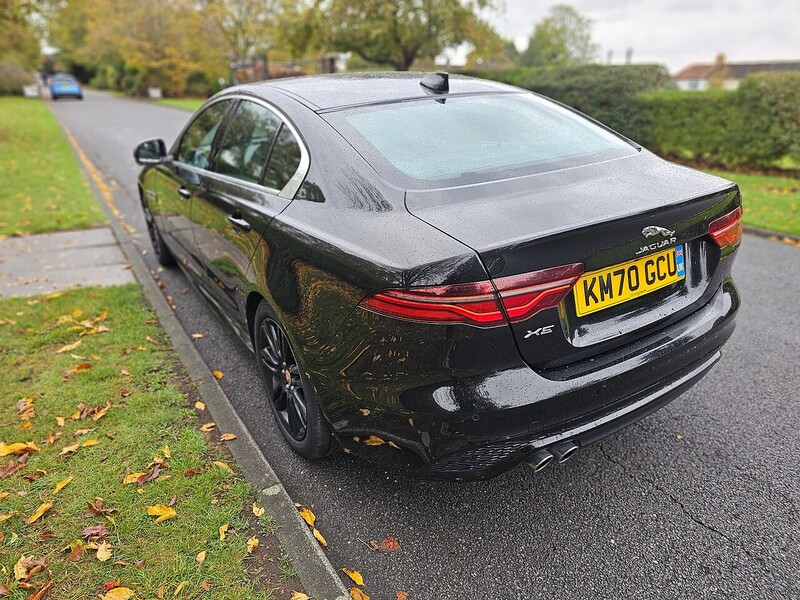 Jaguar D200 MHEV R-Dynamic SE Saloon 2.0 Automatic Diesel