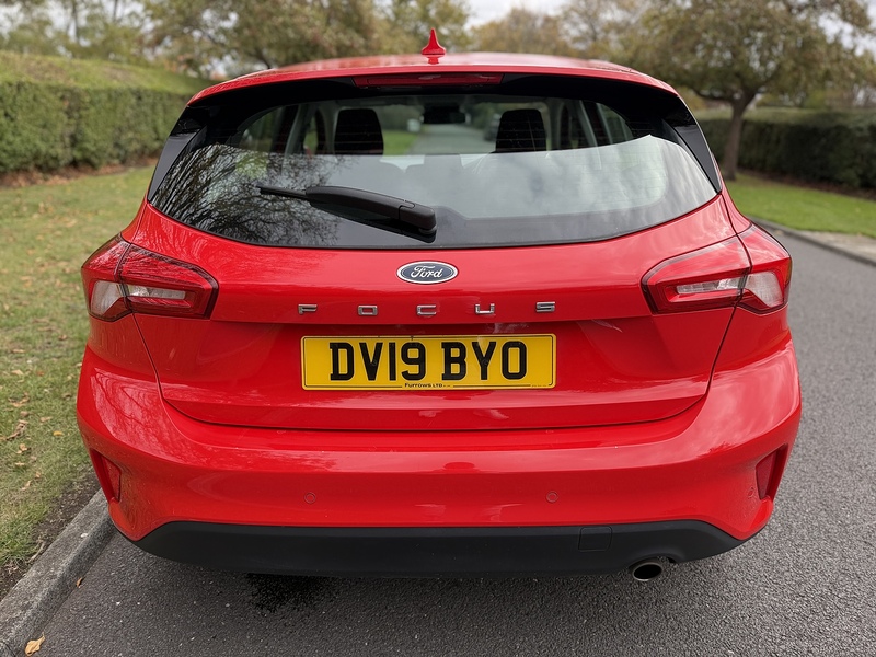 Ford T EcoBoost Titanium Hatchback 1.0 Manual Petrol