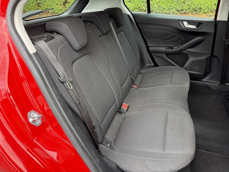 Ford T EcoBoost Titanium Hatchback 1.0 Manual Petrol