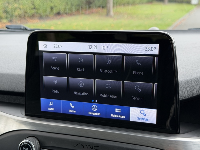 Ford T EcoBoost Titanium Hatchback 1.0 Manual Petrol