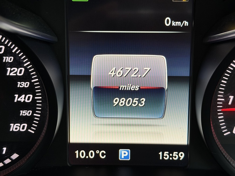 Mercedes-Benz C200 Sport Coupe 2.0 Manual Petrol