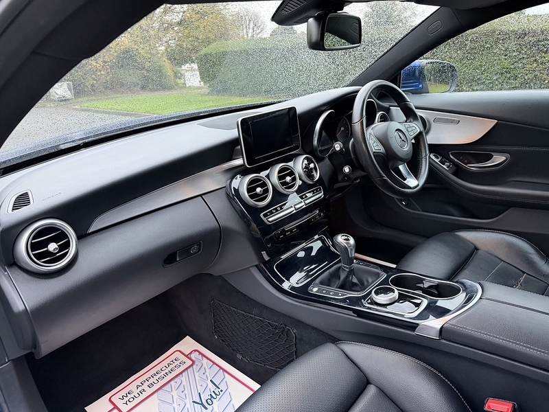 Mercedes-Benz C200 Sport Coupe 2.0 Manual Petrol