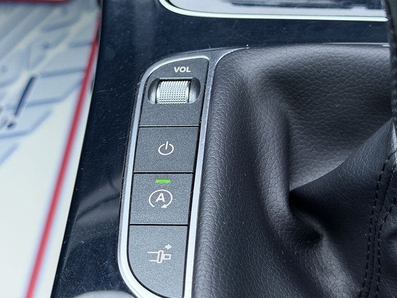 Mercedes-Benz C200 Sport Coupe 2.0 Manual Petrol