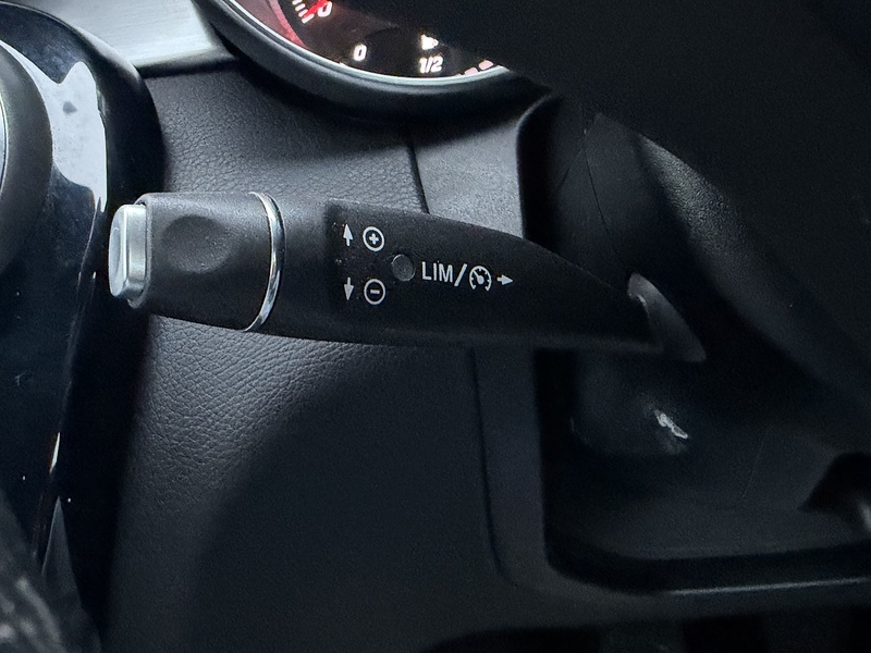 Mercedes-Benz C200 Sport Coupe 2.0 Manual Petrol