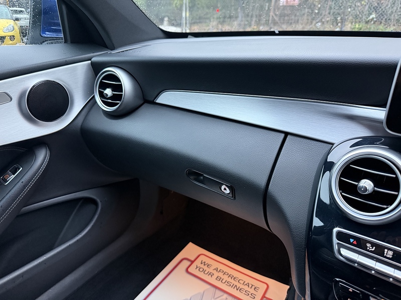 Mercedes-Benz C200 Sport Coupe 2.0 Manual Petrol