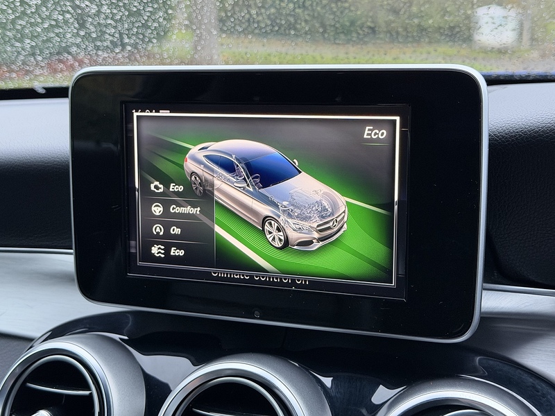 Mercedes-Benz C200 Sport Coupe 2.0 Manual Petrol