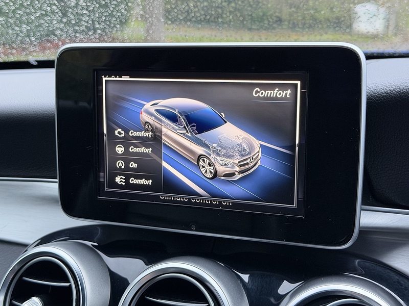 Mercedes-Benz C200 Sport Coupe 2.0 Manual Petrol