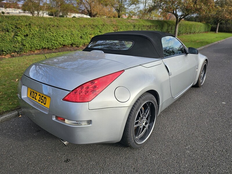 Nissan 3.5 V6 Convertible 2dr Petrol Manual (280 g/km, 276 bhp)