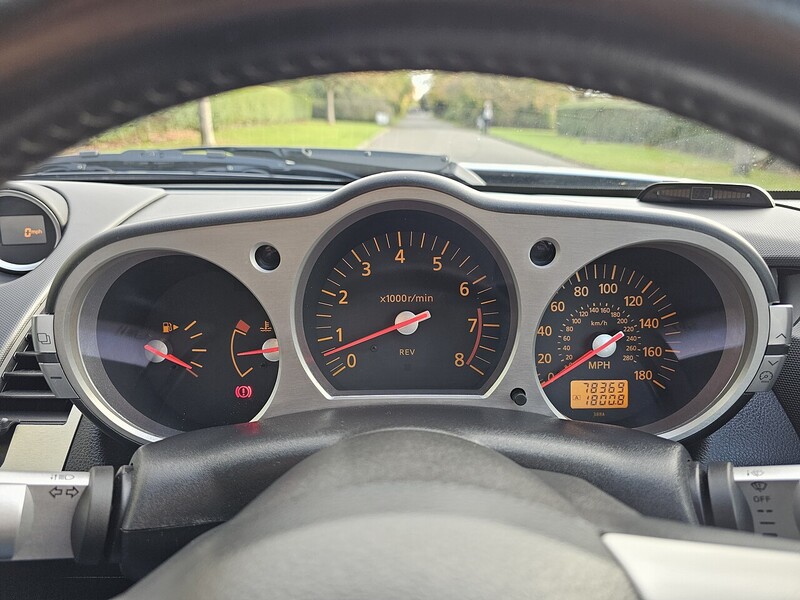 Nissan 3.5 V6 Convertible 2dr Petrol Manual (280 g/km, 276 bhp)