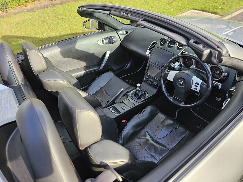 Nissan 3.5 V6 Convertible 2dr Petrol Manual (280 g/km, 276 bhp)