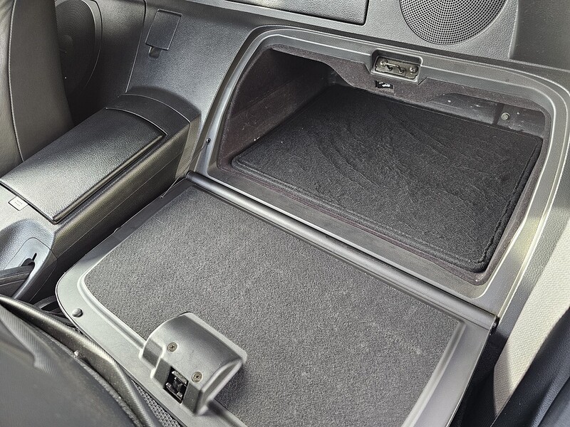 Nissan 3.5 V6 Convertible 2dr Petrol Manual (280 g/km, 276 bhp)