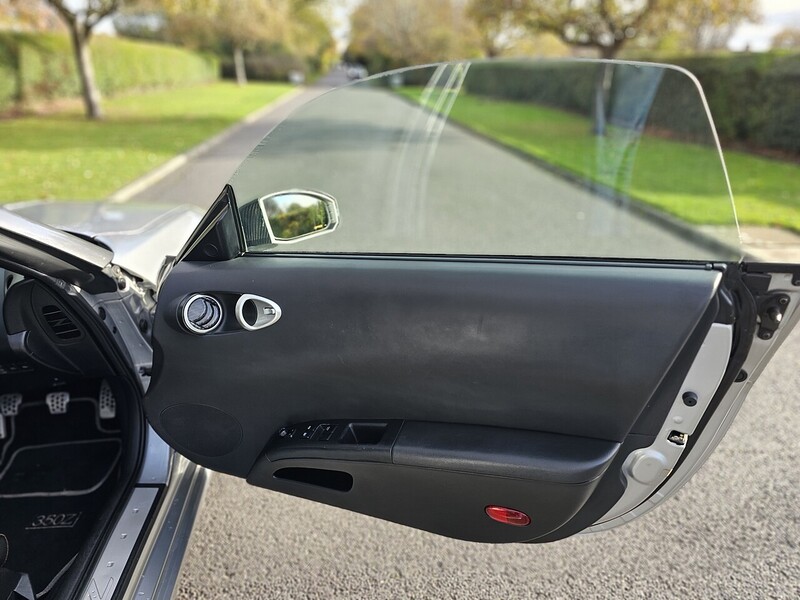 Nissan 3.5 V6 Convertible 2dr Petrol Manual (280 g/km, 276 bhp)