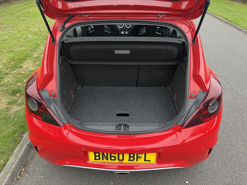 Vauxhall i Turbo VXR Hatchback 1.6 Manual Petrol