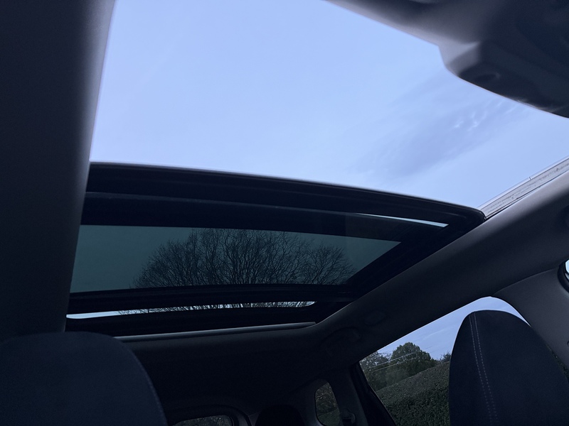 Nissan dCi n-tec SUV 1.6 Manual Diesel