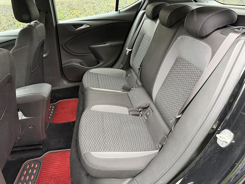 Vauxhall Turbo SRi Hatchback 1.2 Manual Petrol