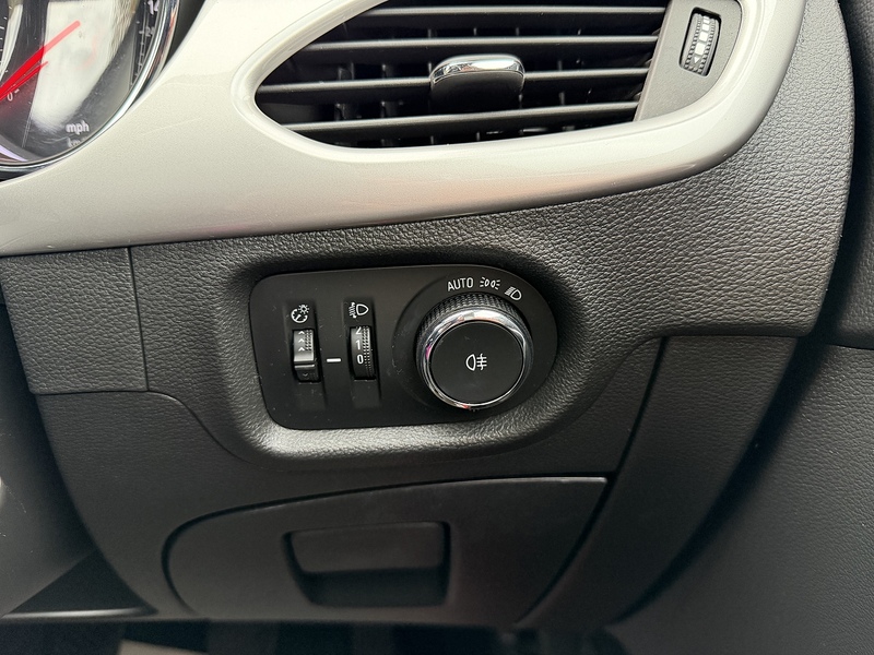 Vauxhall Turbo SRi Hatchback 1.2 Manual Petrol