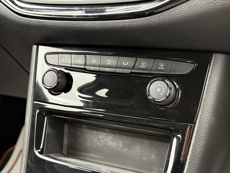 Vauxhall Turbo SRi Hatchback 1.2 Manual Petrol