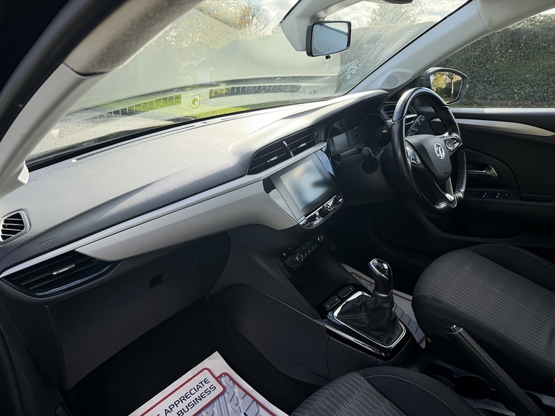 Vauxhall SE Hatchback 1.2 Manual Petrol