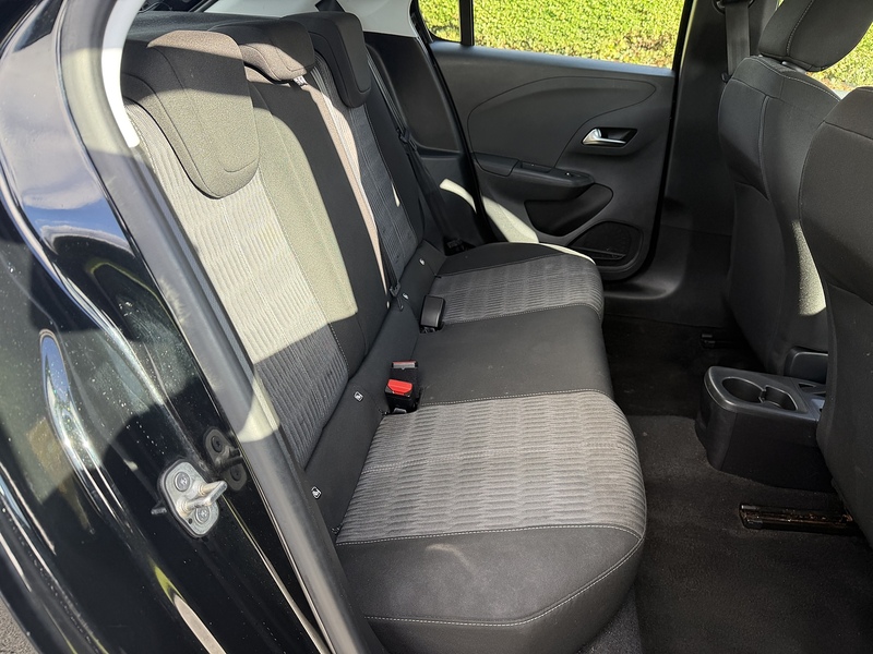 Vauxhall SE Hatchback 1.2 Manual Petrol