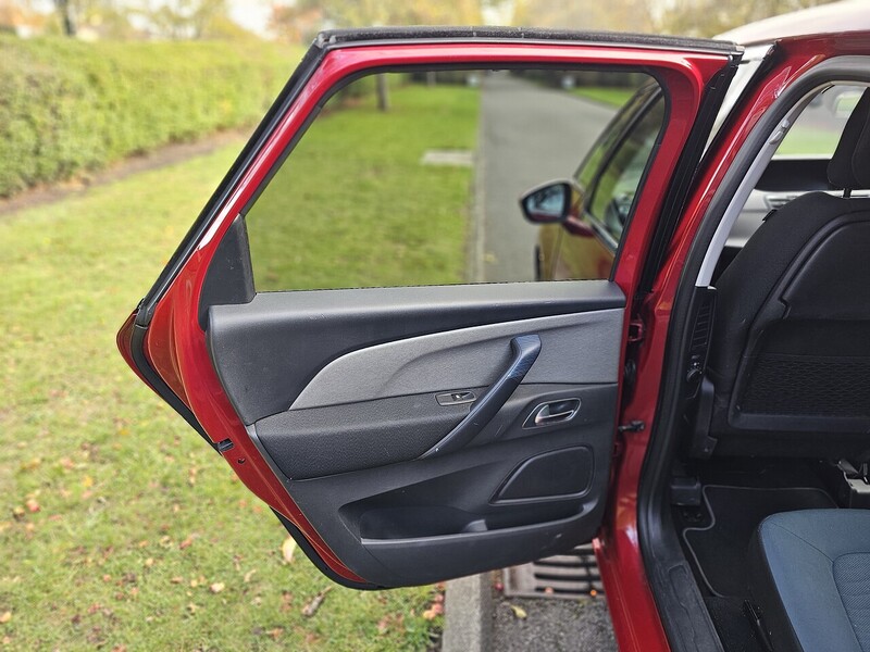 Citroen PureTech Feel MPV 1.2 Automatic Petrol